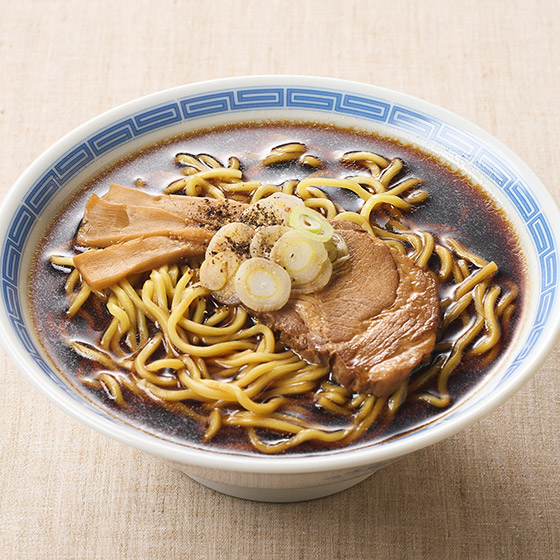 富山當地美食 黑醬油拉麵