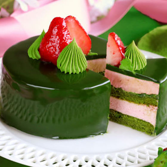 濃厚中帶有酸甜果香 士多啤梨抹茶慕斯蛋糕 賞味期限3/3