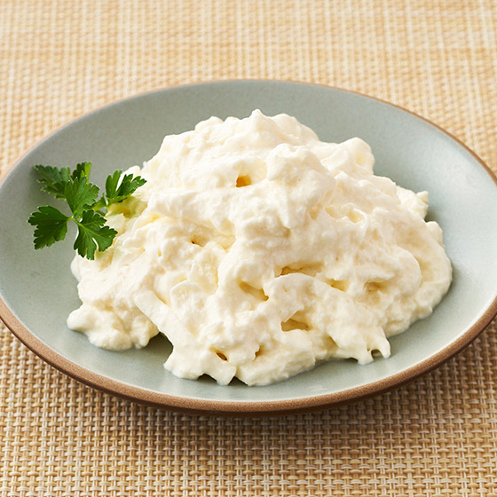 順滑綿密 Stracciatella絲綢芝士