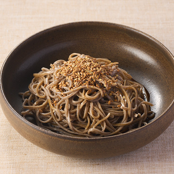 加入紫蘇油 麻油韓式拌蕎麥麵