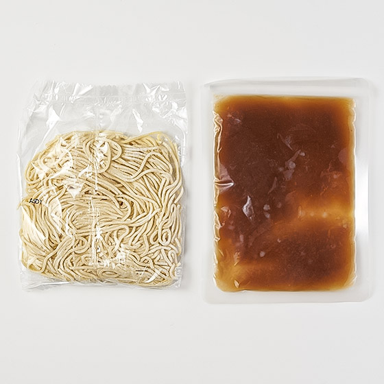 新潟長岡名物！淡淡薑味 醬油拉麵