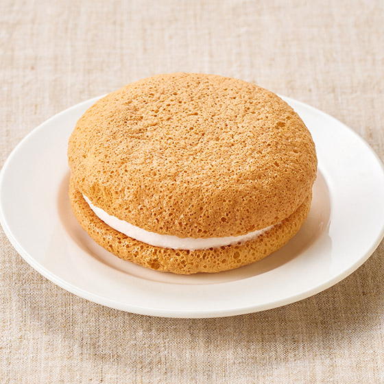 鬆化柔軟！法式海綿小蛋糕（士多啤梨）