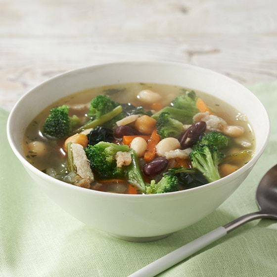 一鍋搞定！飽腹西式蔬菜湯