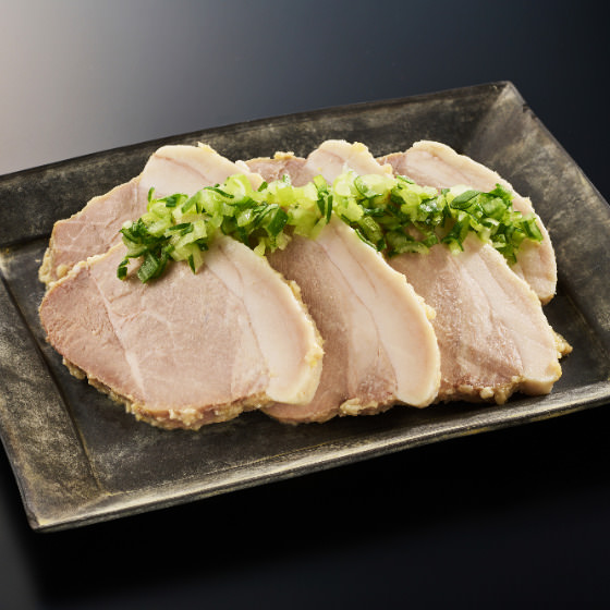 青森林檎豚 鹽麴蒸豚肉（塊狀）