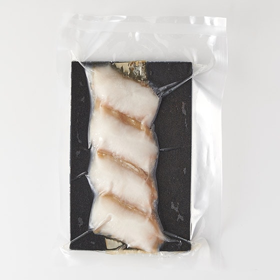 鮮味濃縮！北海道產白板昆布醃製比目魚