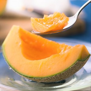 順喉甜蜜 法蘭西馬賽蜜瓜 750g （長崎縣産）