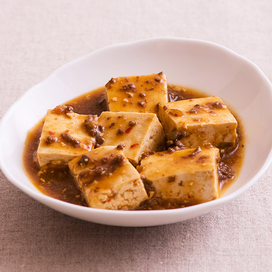 使用佐賀本釀造醬油 微辣麻婆豆腐醬包