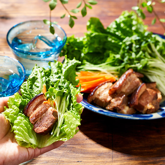 入口即溶的甘香 沖繩風炙燒五花肉