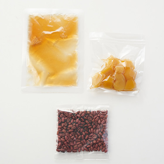 加入電飯煲等煮好 日式栗子赤飯