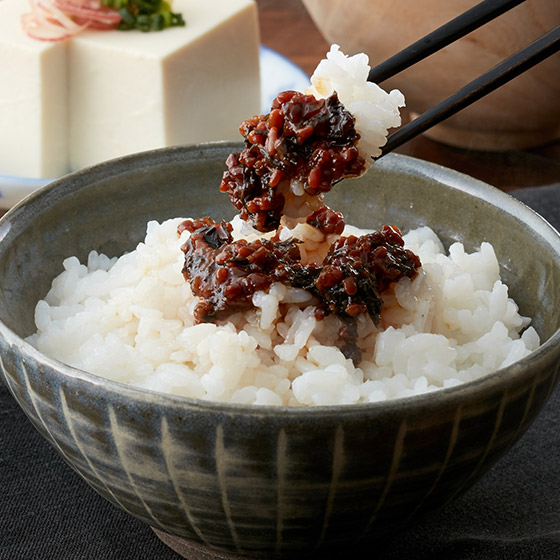 用來拌蔬菜、配餃子 芝麻油醬油麴