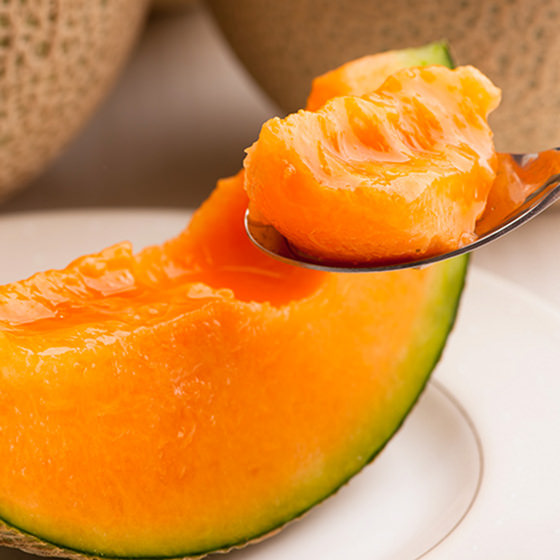 果肉豐厚 橙肉連儂蜜瓜(熊本縣産)