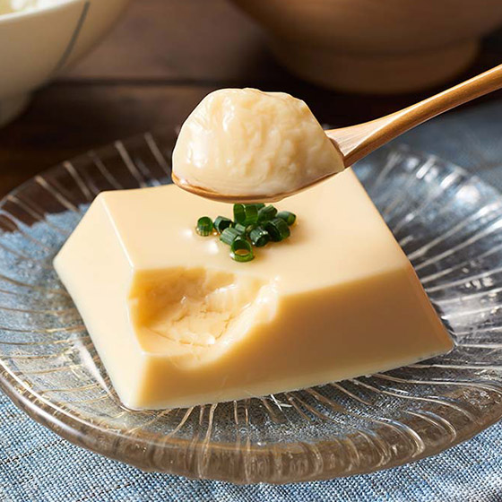 使用4款高湯所製！ 玉子豆腐（附醬汁）