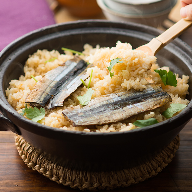 特製鮮香醬汁 煮飯專用去骨秋刀魚